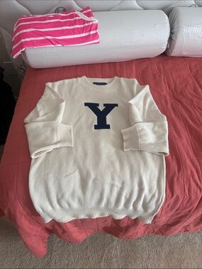 Cream Men's Yale heritage Sweater Small(fits like a medium or large)